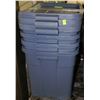 Image 1 : LOT OF 4 BLUE RUBBERMAID TUBS WITH LIDS