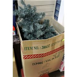 ARTIFICIAL CHRISTMAS TREE