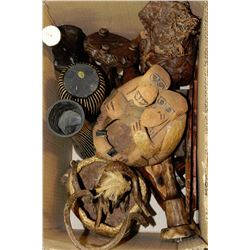 BOX OF ASSORTED WOODEN DECOR
