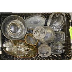 BLACK WICKER BASKET WITH GLASS AND CRYSTAL