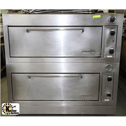 GARLAND DOUBLE ELECTRIC OVEN ON CASTORS