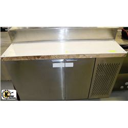 REFRIGERATED PREP TABLE