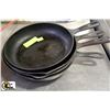 Image 1 : 4 CAST IRON 10" FRYING PANS