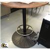 Image 1 : BAR TABLE