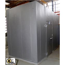 WALK IN COOLER/FREEZER - APPROX 7' X 13'