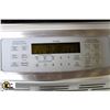 Image 2 : GE PROFILE STAINLESS STEEL DIGITAL GAS OVEN