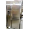 Image 1 : GE STAINLESS STEEL 2 DOOR DIGITAL DISPLAY FRIDGE