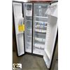 Image 3 : GE STAINLESS STEEL 2 DOOR DIGITAL DISPLAY FRIDGE