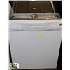 Image 1 : GE WHITE BUILT IN DISHWASHER MODEL GDWF100V40WW
