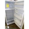 Image 2 : GE REFRIDGERATOR - FREEZER WHITE MODEL GTH18CBE