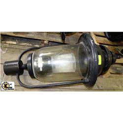 4" OUTDOOR POLE LIGHT