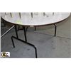 Image 1 : ROUND FOLDING TABLE