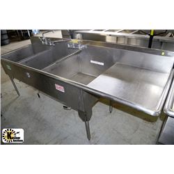 STAINLESS STEEL TRIPLE SINK