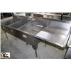 Image 1 : STAINLESS STEEL TRIPLE SINK
