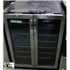Image 1 : DANBY SILHOUTTE WINE COOLER
