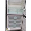 Image 5 : LIEBHERE STAINLESS FRIDGE