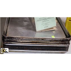 LOT OF BAKING TRAYS