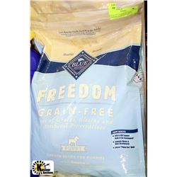 BLUE FREEDOM PUPPY FOOD CHICKEN 11LBS (EXP MAR.17)