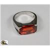 Image 1 : MENS LARGE ORANGE SAPPHIRE .925 SILVER RING