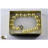 Image 1 : #7-LIGHT YELLOW SEASHELL PEARL BRACELET