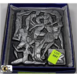 XI COMMONWEALTH GAMES SOUVENIR WALL/ DESK