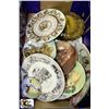 Image 1 : FLAT WITH COLLECTIBLE DISHES INCL NORMAN ROCKWELL,