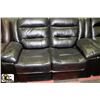 Image 3 : NEW BLACK LEATHERETTE RECLINING SOFA AND LOVE