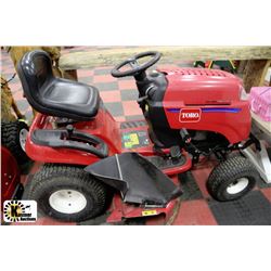TORO TRACTOR LAWNMOWER