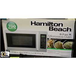 HAMILTON BEACH MICROWAVE OVEN