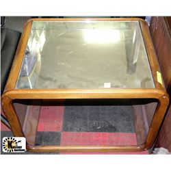 MIRROR TOP END TABLE