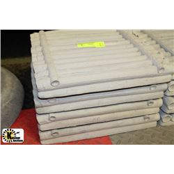 LOT OF 4 CEMENT STEPPING STONES 12"