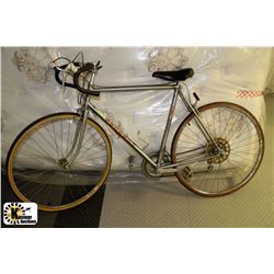 VINTAGE PEUGEOT ROAD RACER BIKE