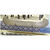 Image 1 : SHOWHOME ORNAMENTAL CANOE