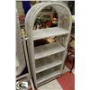 Image 1 : WHITE WICKER SHELF
