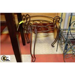 13" HIGH THREE FOOTED METAL PLANT STAND