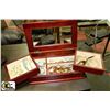 Image 1 : BROWN WOOD JEWELLERY BOX W/CONTENTS