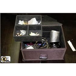 BROWN KEEPSAKE BOX FULL OF JEWELLERY