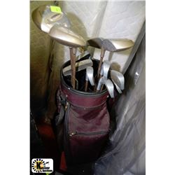 LADIES SPECTRA GOLF CLUB SET AND BAG