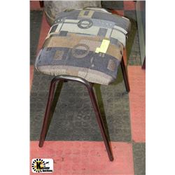 METAL & FABRIC STOOL