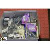 Image 1 : LOT OF MISCELLANOUS SCREWS AND HARDWARE