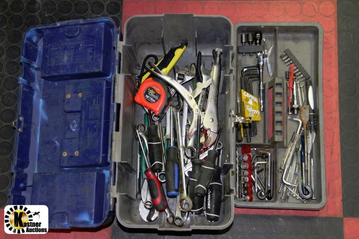 MASTERCRAFT MAXIMUM TOOL BOX WITH TOOLS