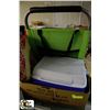 Image 1 : BOX W/RUBBERMAID COOLER, BEACH CHAIR &