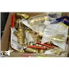 Image 1 : BOX OF BRASS VALVES