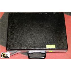 BLACK SAMSONITE LOCKABLE ATTACHE CASE -