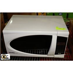 DANBY MICROWAVE 700W WITH MANUAL