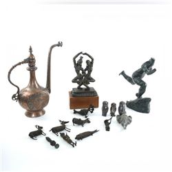 Lot of 15 Decorative Items