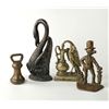 Image 1 : Group of Decorative Items