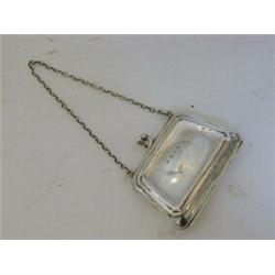A FINGER PURSE Birmingham 1906  30-40...