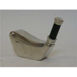 A PEWTER GOLF CLUB HIP FLASK, 20-30...