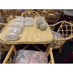 WICKER FOLDING TABLE